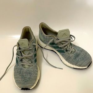 SOLD - Women's PureBOOST DPR Running Sneakers